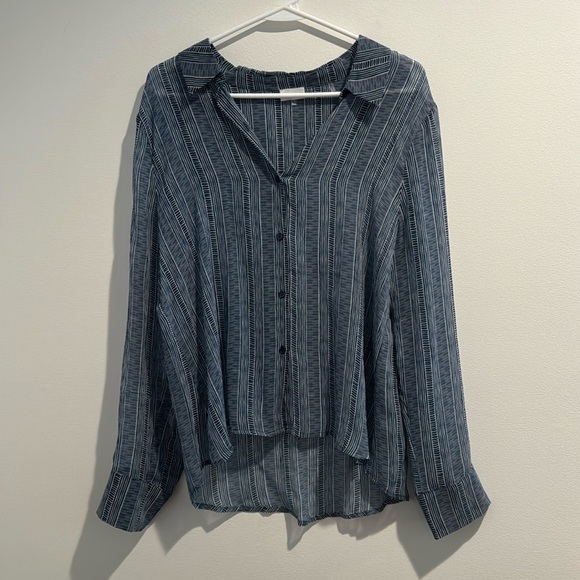 ECRU Patterned Top - Picture 1 of 4